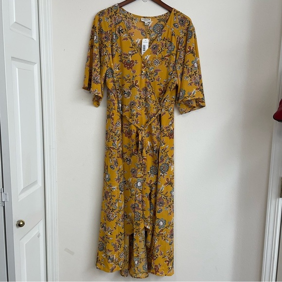 Studio B Dress by Bobeau Angel Sleeve Wrap Womens 2X Yellow  Floral Hi-Lo Hem - Picture 1 of 14